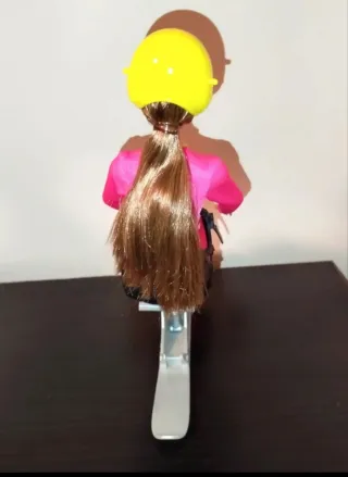 Barbie sciatrice alpina di Mattel