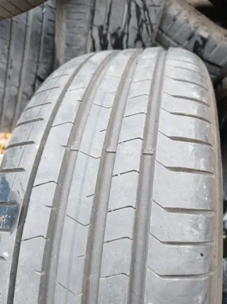 Neumático Pirelli 235/50R19 99W MO