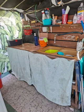 Caravana fija camping