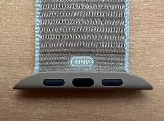 Apple Watch 44mm. Camel Sport Loop