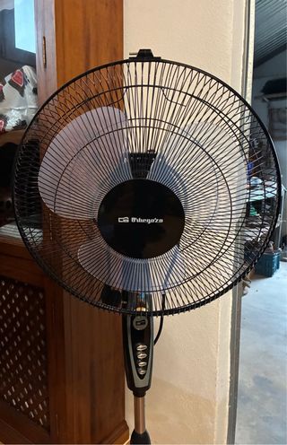 Ventilador Orbegozo Negro
