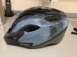 DOS Cascos Bicicleta Adultos (tengo estos 3)