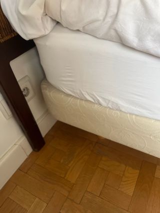 Cama Doble BECARA con Colchón y Cabecero + sabana