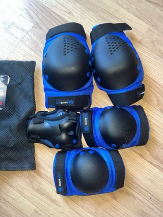 3Set de protecciones para patinaje (rodilleras,