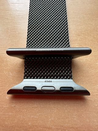 Apple Watch 41mm. Graphite Milanese Loop