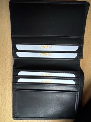 Portafogli nero elegante da uomo