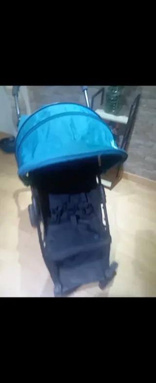 Silla de paseo azul