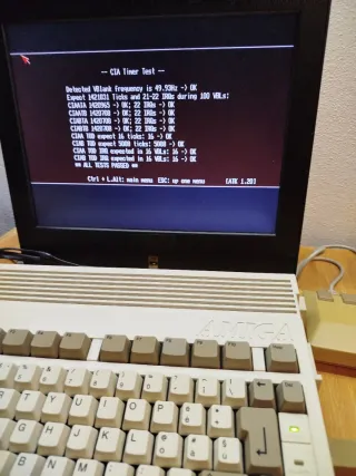 Commodore Amiga 600 con Mouse e Alimentatore