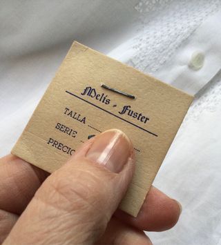 Blusa vintage bordada a mano