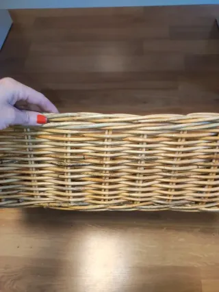 Preciosa cesta antigua de mimbre 40x56cm.