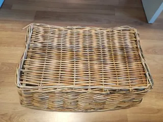 Preciosa cesta antigua de mimbre 40x56cm.