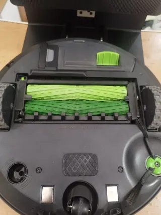 iRobot Robot Aspirador con conexión Wi-Fi Roomba®