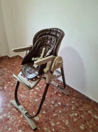 Trona evolutiva Chicco Polly Magic 2 en 1