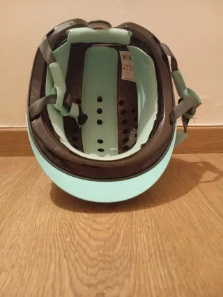 Casco Hípica Fouganza Gris y Menta