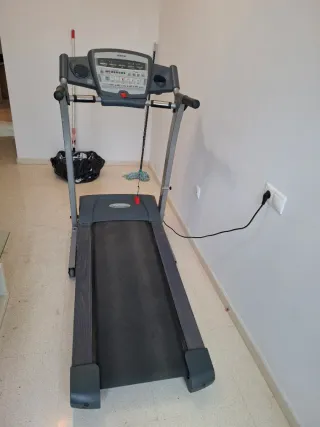 Cinta de correr BH Pioneer - Nueva