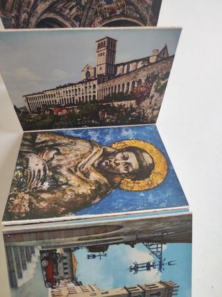 Antiguo libreto postales recuerdo Assisi años 70