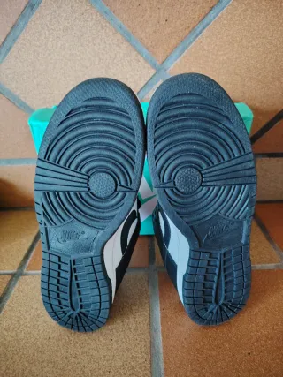 Nike Dunk Low Blanco y Negro