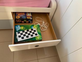 Cama infantil/juvenil con cajones