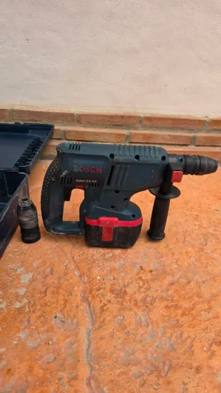 Martillo Bosch GBH 24 VF 24V a batería