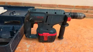 Martillo Bosch GBH 24 VF 24V a batería