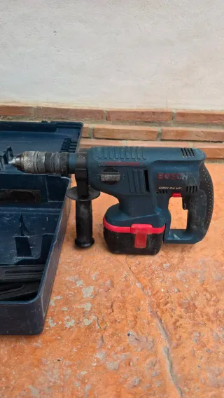 Martillo Bosch GBH 24 VF 24V a batería
