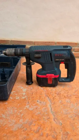 Martillo Bosch GBH 24 VF 24V a batería