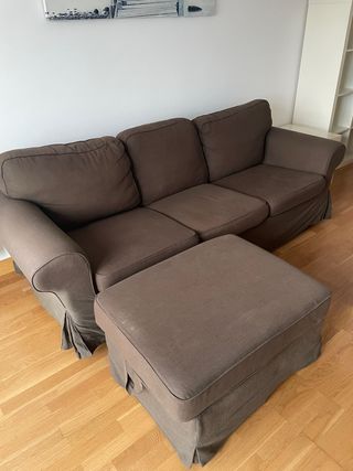 Sofá 3 plazas + puff marrón