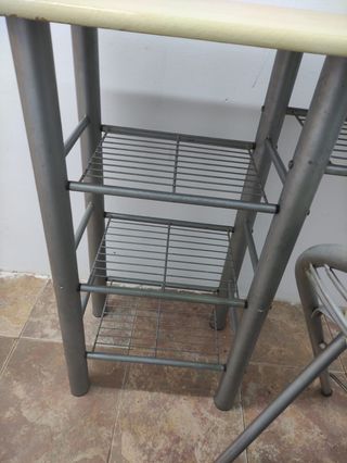 Conjunto mesa y silla tipo bar