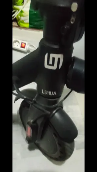 Patinete Eléctrico Negro