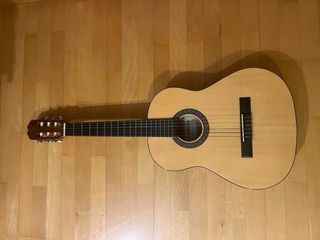 Guitarra Clásica 3/4 marca admira modelo alba