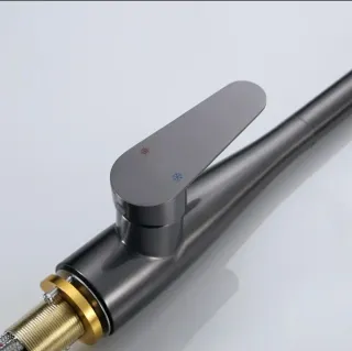 Grifo de cocina metalizado Dark Grey.