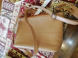 Borsa tracolla vera pelle color biscotto