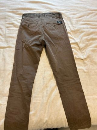 Pantalones Globe Marrones