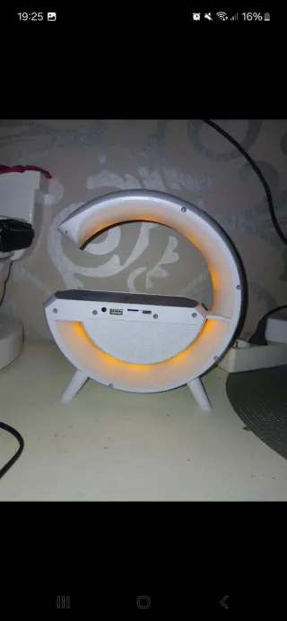 Altavoz Circular LED Cargador Inalámbrico