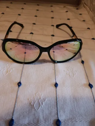 Gafas de sol Dior negras y multicolor