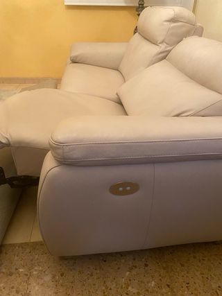 Sofá de cuero beige 2 plazas, reclinable