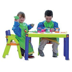Mesa y Sillas Infantiles