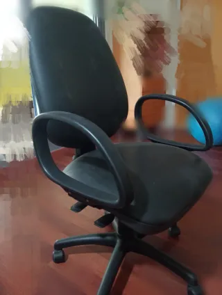 Silla de escritorio negra