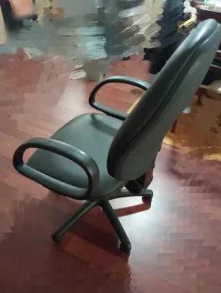 Silla de escritorio negra