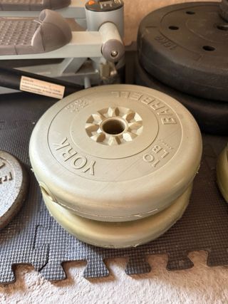 Pack gimnasio completo +100kg pesas, barras, banco