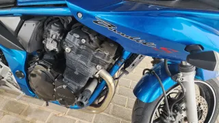 Suzuki Bandit GSF 650 S Azul