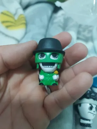 4 Figuras Coleccionables Enmascaradas