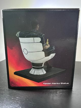 Mass effect Kaiden Alenko Statue