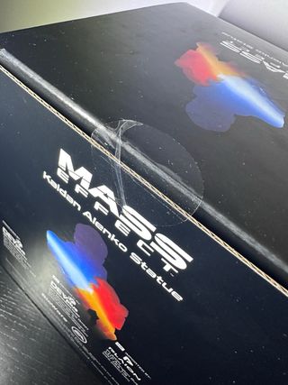 Mass effect Kaiden Alenko Statue