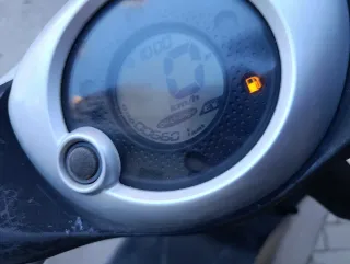 Vende yamaha Neo con motor roto 4 tiempo