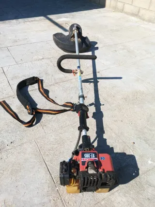 Desbrozadora de gasolina