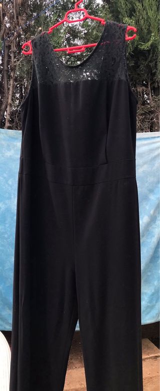 Mono largo negro encaje talla 50/52