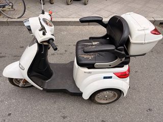 Scooter Eléctrico Ebroh Club Comfort Blanco