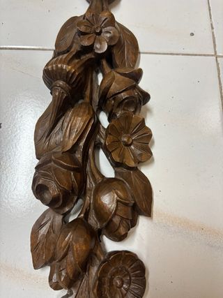 Talla de madera flores