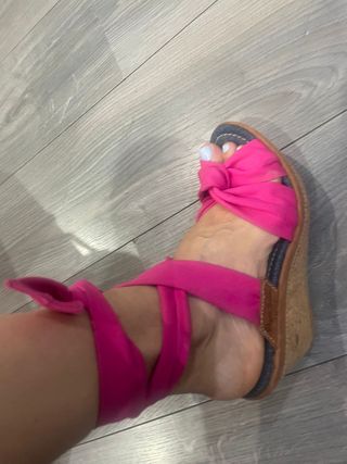 Sandalias Pepe Jeans Fucsia y Marrón